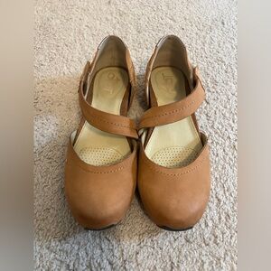 OTBT Mary Jane Flats 7.5